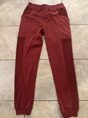 ☀️NEW☀️Women’s AEMI + CO Ribbed Joggers in Deep Maroon, Size Large